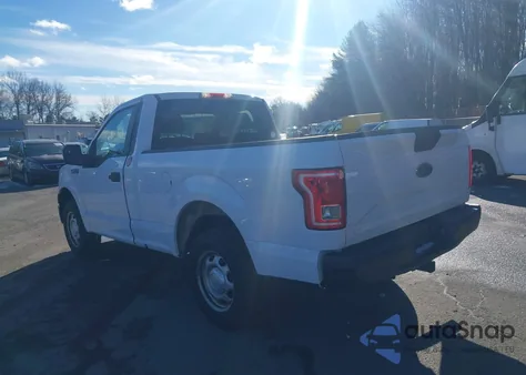 2015 Ford F-150 Xl z USA, uszkodzony, nr VIN 1FTMF1E86FKE53234